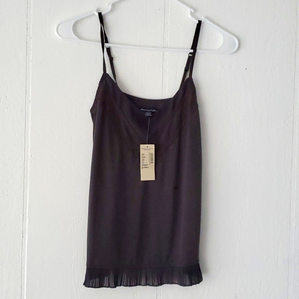 NWT AEO AMERICAN EAGLE OUTFITTERS Dark Gray Romantic Lace Trim Cami XXS